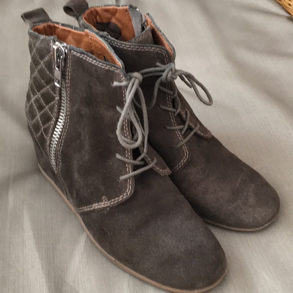 Dolce Vita suede zip up boot